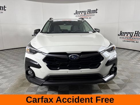 Used 2025 Subaru Crosstrek 2.5i Premium AWD/4WD image 3