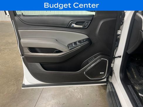 Used 2015 Chevrolet Suburban LT w/ Luxury Package AWD/4WD image 15