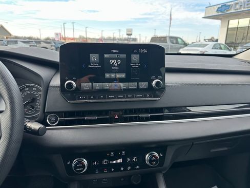 Used 2022 Mitsubishi Outlander SEL image 30