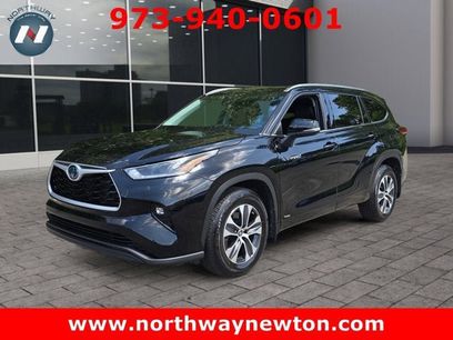 Used 2021 Toyota Highlander XLE