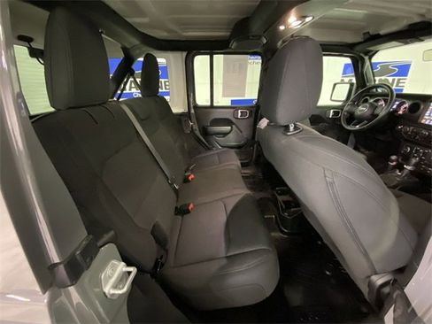 Used 2022 Jeep Wrangler Unlimited Sport w/ Xtreme Recon 35" Tire Package image 33