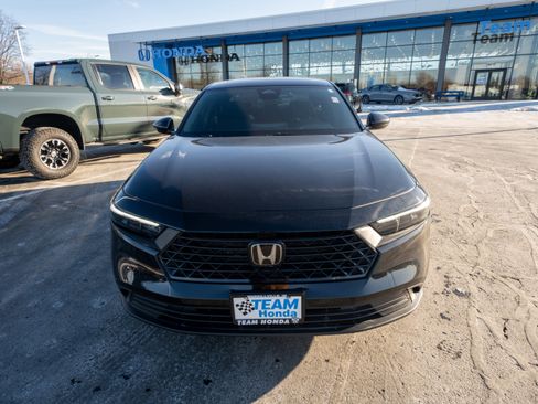 Used 2024 Honda Accord Sport image 2