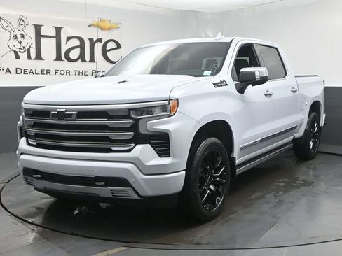 New 2026 Chevrolet Silverado 1500 High Country AWD/4WD image 12