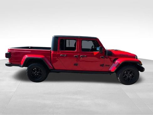 Used 2022 Jeep Gladiator Sport AWD/4WD image 6