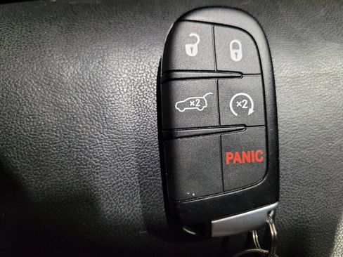 Used 2019 Jeep Grand Cherokee Limited X AWD/4WD image 32