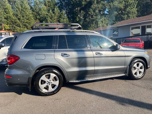 Used 2018 Mercedes-Benz GLS 450 4MATIC image 16
