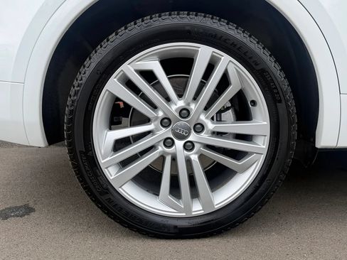 Used 2018 Audi Q5 2.0T Premium Plus w/ Premium Plus Package AWD/4WD image 19