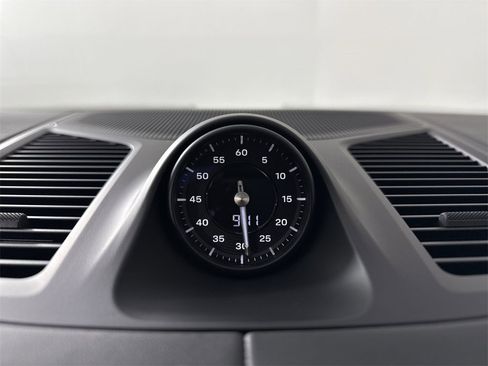 New 2026 Porsche Cayenne GTS image 29