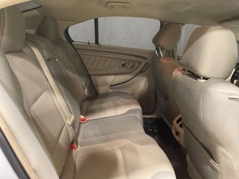 Used 2013 Ford Taurus SEL image 21