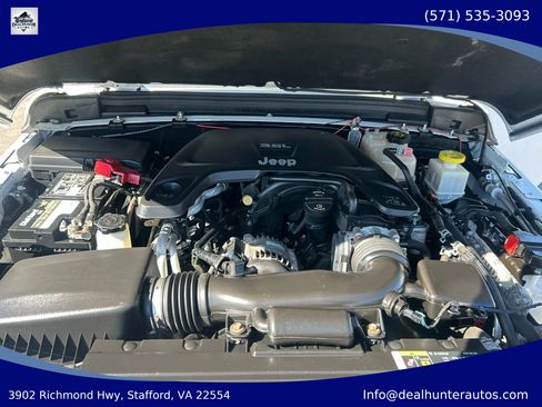 Used 2020 Jeep Gladiator Sport w/ Quick Order Package 24S AWD/4WD image 36