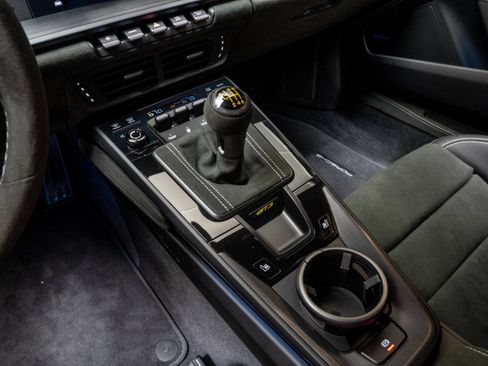 Certified 2026 Porsche 911 GT3 RWD image 25