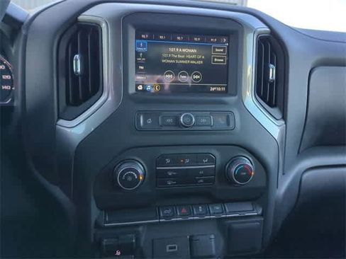 Used 2019 Chevrolet Silverado 1500 Custom w/ Custom Convenience Package image 25