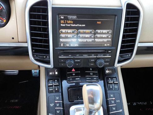 Used 2012 Porsche Cayenne S AWD/4WD image 48