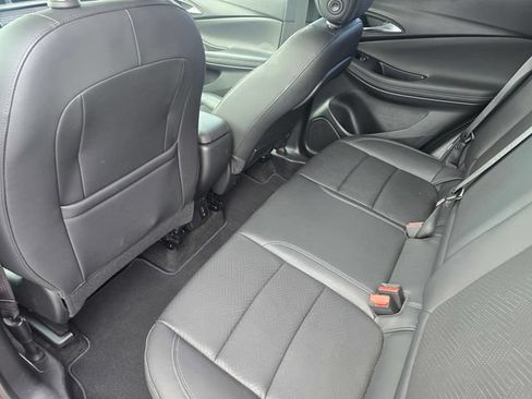 Used 2023 Buick Encore GX Essence w/ Experience Buick Package FWD image 12