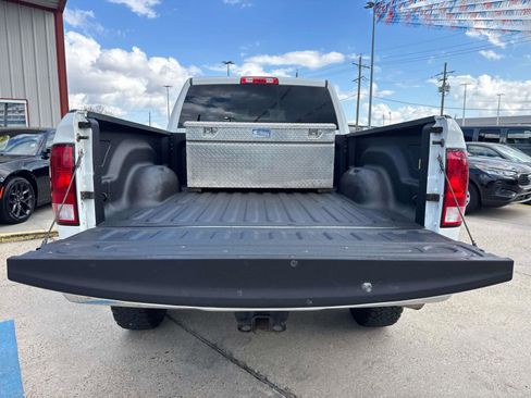 Used 2017 RAM 2500 Tradesman w/ Chrome Appearance Group image 8