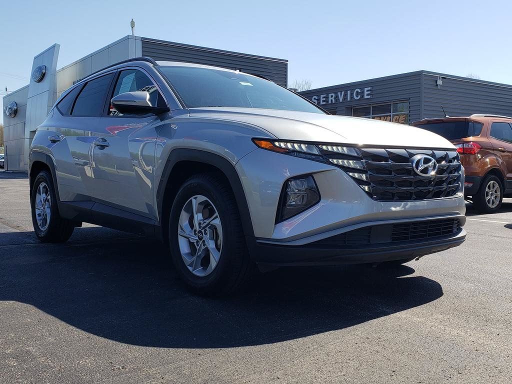Used 2023 Hyundai Tucson SEL FWD image 3