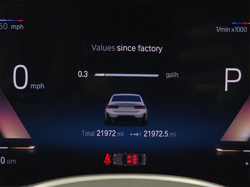 Used 2024 BMW 330i Sedan w/ M Sport Package image 19