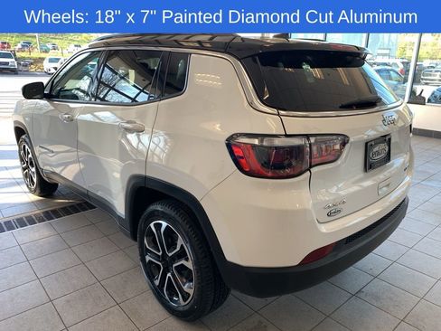 Used 2022 Jeep Compass Limited AWD/4WD image 13