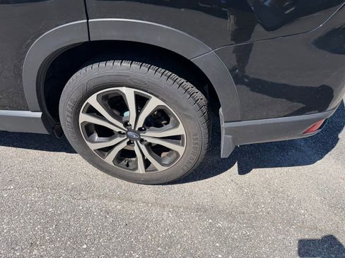 Used 2021 Subaru Forester Limited image 10