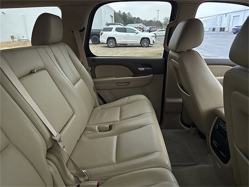 Used 2011 Chevrolet Tahoe LT image 8
