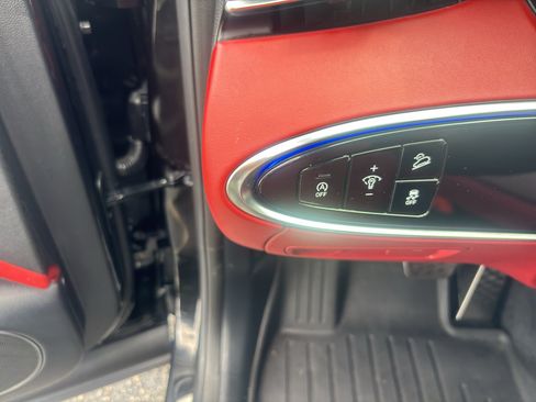 Used 2024 Genesis GV70 3.5T Sport AWD/4WD image 15