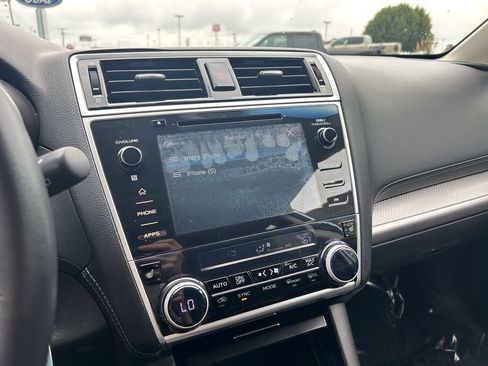 Used 2018 Subaru Outback 2.5i Premium AWD/4WD image 21