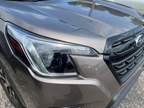 Used 2023 Subaru Forester Premium AWD/4WD image 16