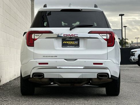 Certified 2023 GMC Acadia Denali image 5