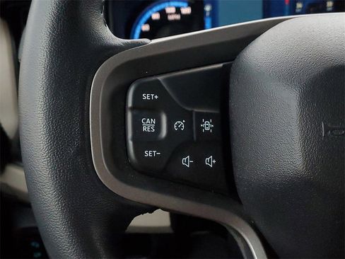 Used 2023 Ford Bronco Wildtrak image 15