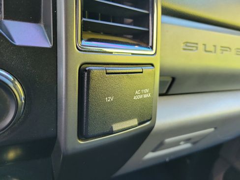 Used 2020 Ford F350 XLT image 26