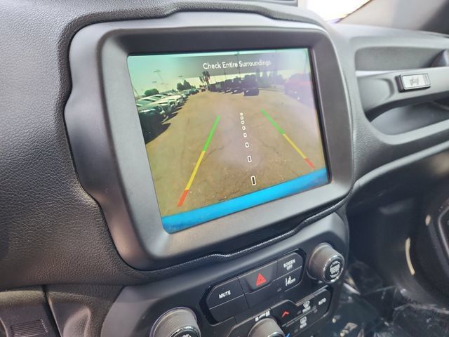 Used 2021 Jeep Renegade Latitude w/ Sun & Sound Group AWD/4WD image 20
