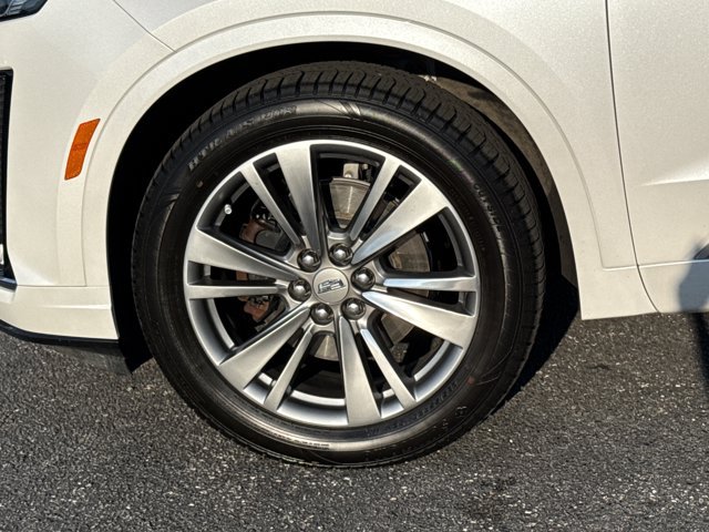 Used 2021 Cadillac XT6 Premium Luxury AWD/4WD image 17