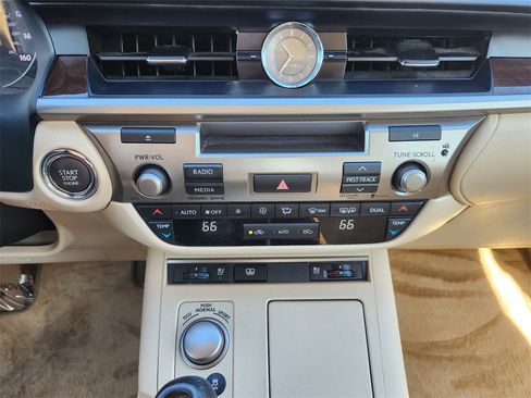 Used 2013 Lexus ES 350 image 18