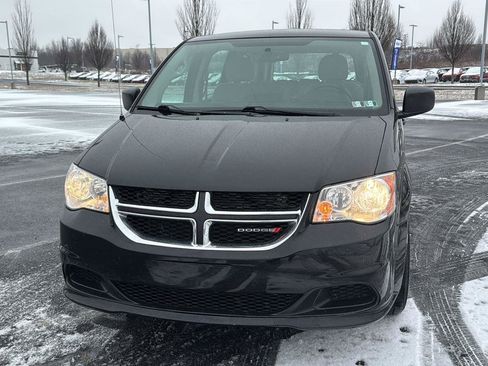 Used 2015 Dodge Grand Caravan American Value Package w/ UConnect Hands-Free Group image 16
