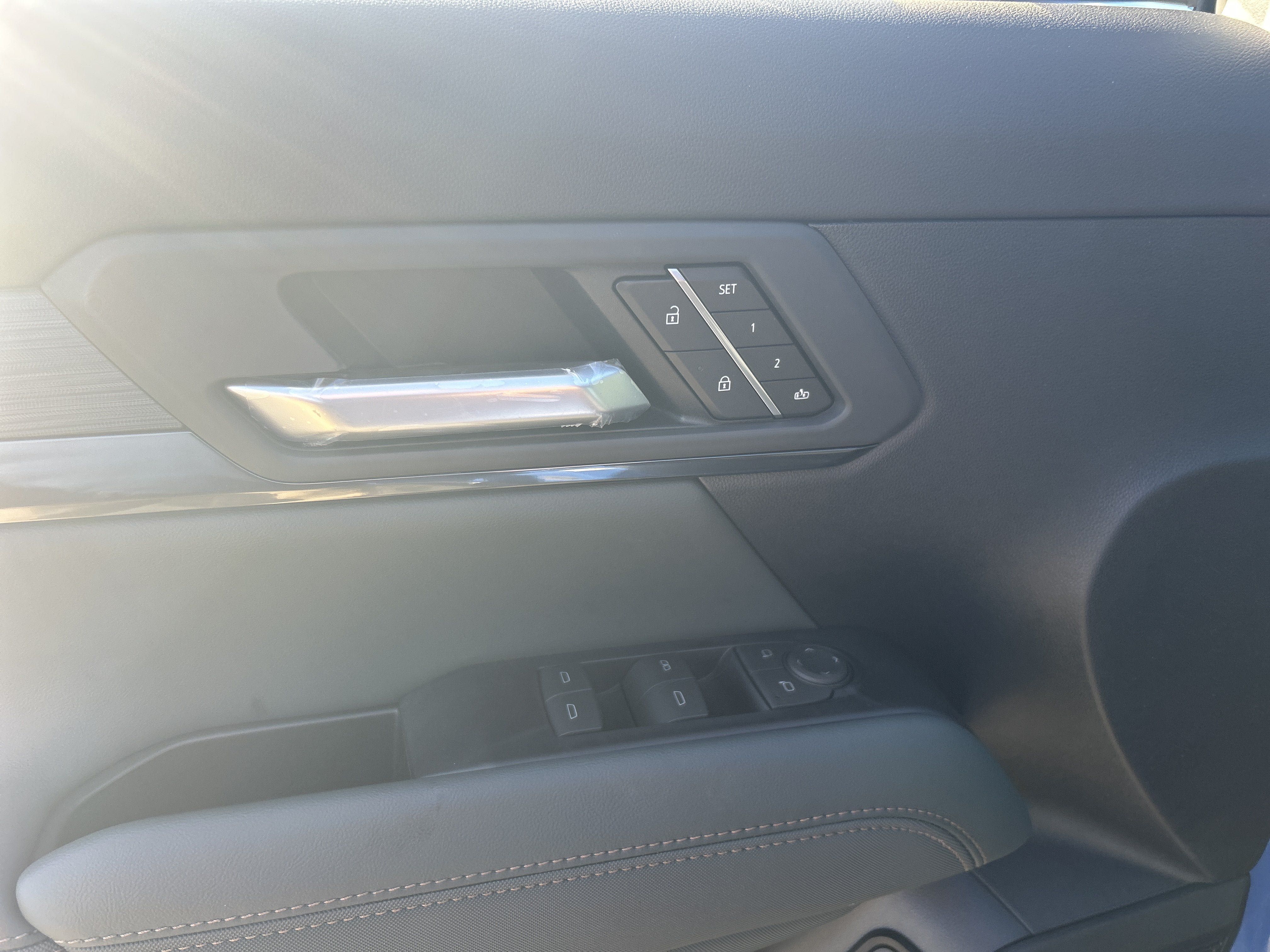 New 2027 GMC Terrain AT4 w/ Convenience Package III AWD/4WD image 21