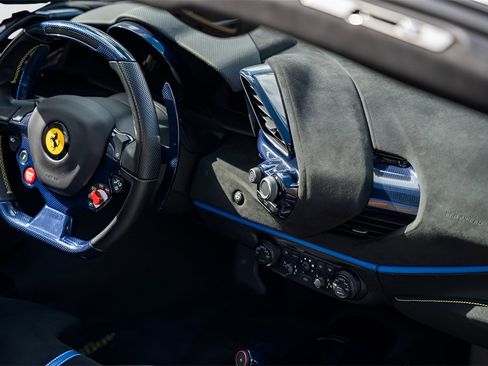 Used 2020 Ferrari 488 Pista Spider image 31