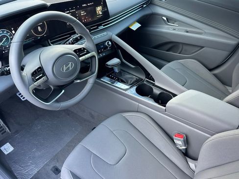 New 2026 Hyundai Elantra Sport image 7