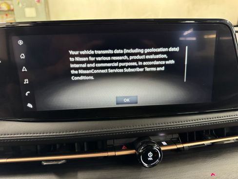 Used 2023 Nissan Ariya FWD image 20