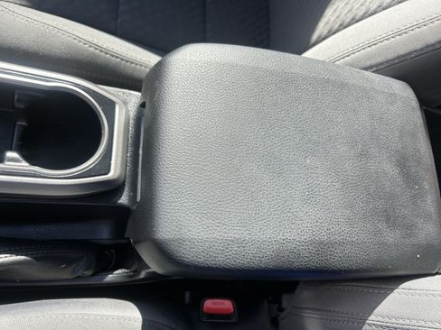 Used 2021 Toyota Tacoma SR5 RWD image 25