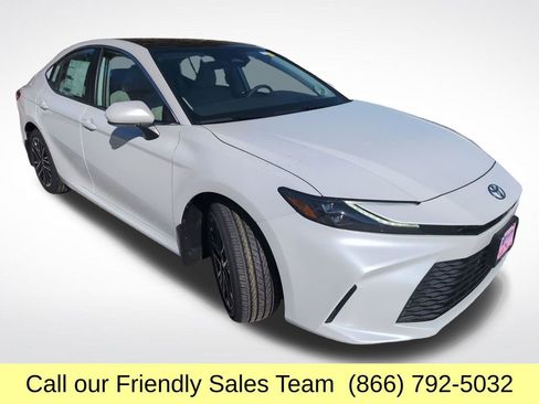 New 2026 Toyota Camry XLE w/ Premium Package image 7