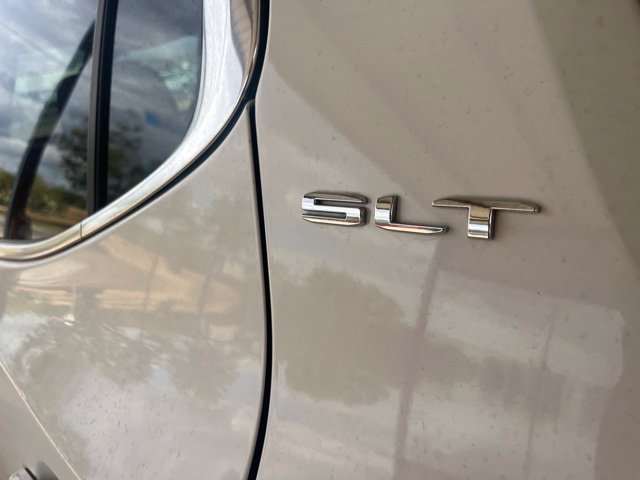 Used 2023 GMC Acadia SLT AWD/4WD image 8
