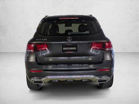 Certified 2022 Mercedes-Benz GLC 300 image 3