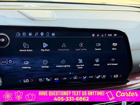 Used 2025 Chevrolet Traverse RS image 8