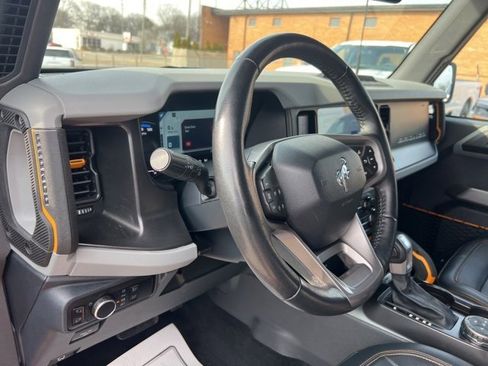 Certified 2023 Ford Bronco Badlands w/ Sasquatch Package image 7