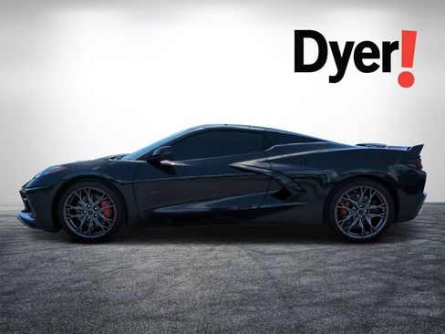 Used 2023 Chevrolet Corvette Stingray Premium Conv w/ Z51 Performance Package RWD image 7