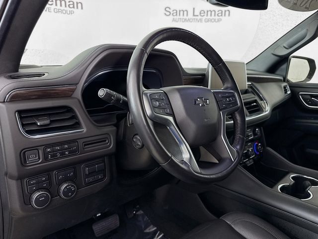 Used 2022 Chevrolet Tahoe Z71 w/ Luxury Package AWD/4WD image 9