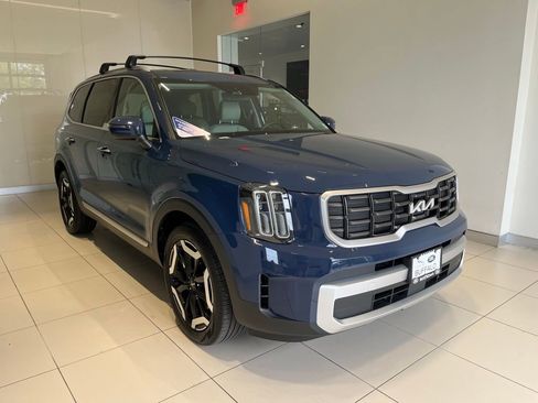 Used 2024 Kia Telluride S w/ S Sunroof Package AWD/4WD image 11