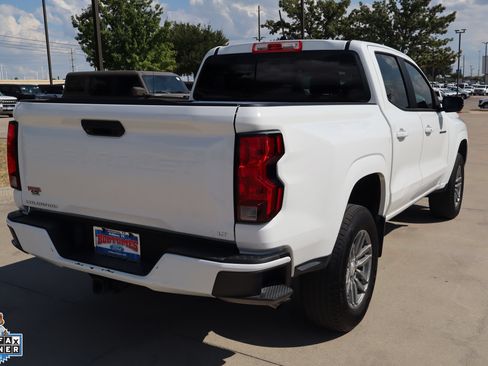 Used 2023 Chevrolet Colorado LT w/ LT Convenience Package II RWD image 3