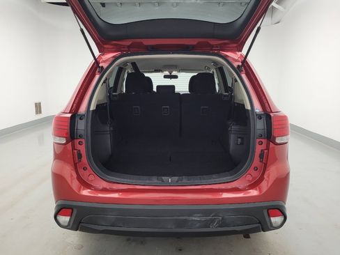 Used 2018 Mitsubishi Outlander SE FWD image 29