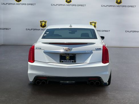 Used 2018 Cadillac CTS V w/ Luxury Package RWD image 6